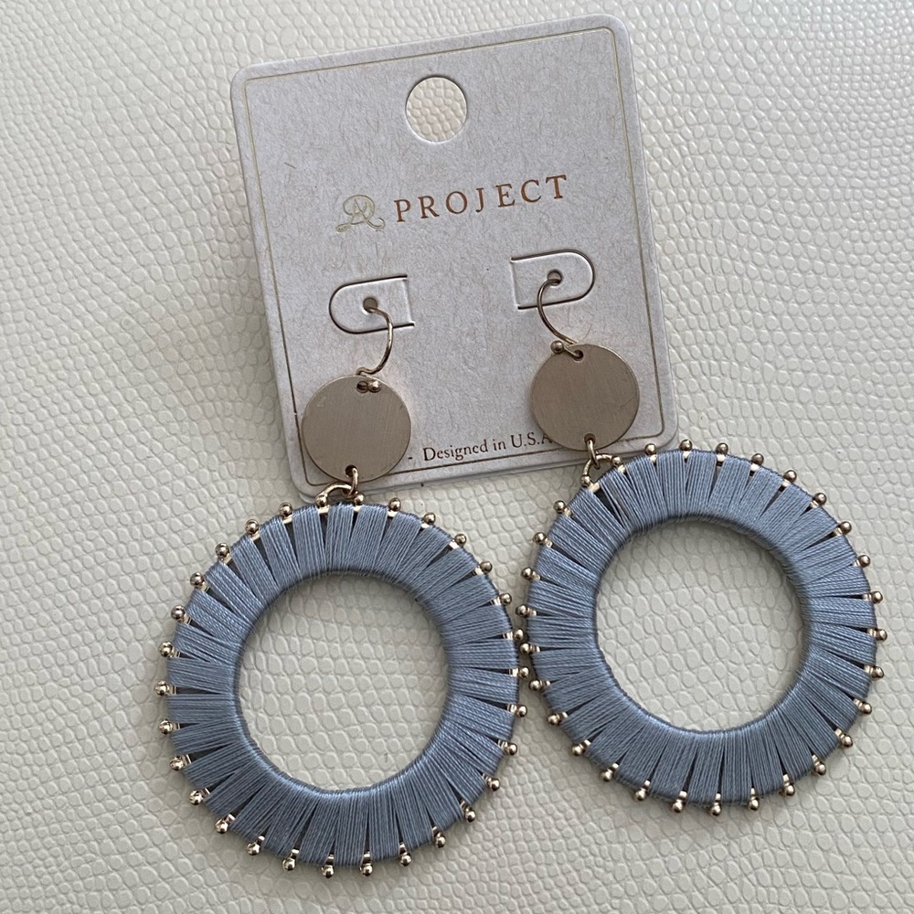 DA Project Thread Wrapped Circle Earrings - Picture 2 of 3